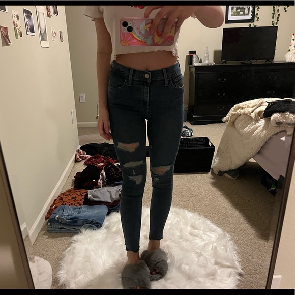 Levi’s 721 High Rise Super Skinny - Picture 4 of 5